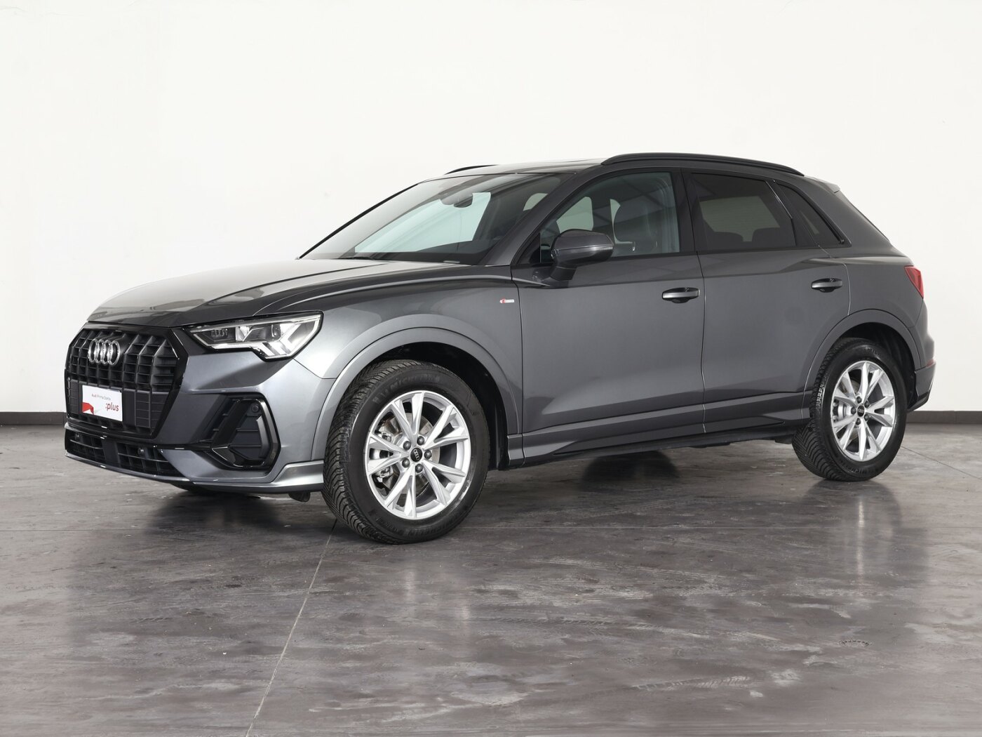 audi q3 35 2.0 tdi s line edition s-tronic usata