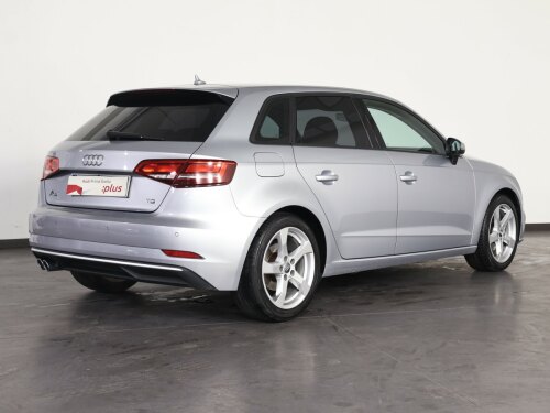 audi a3 sportback 35 2.0 tdi sport 150cv s-tronic 7m usata