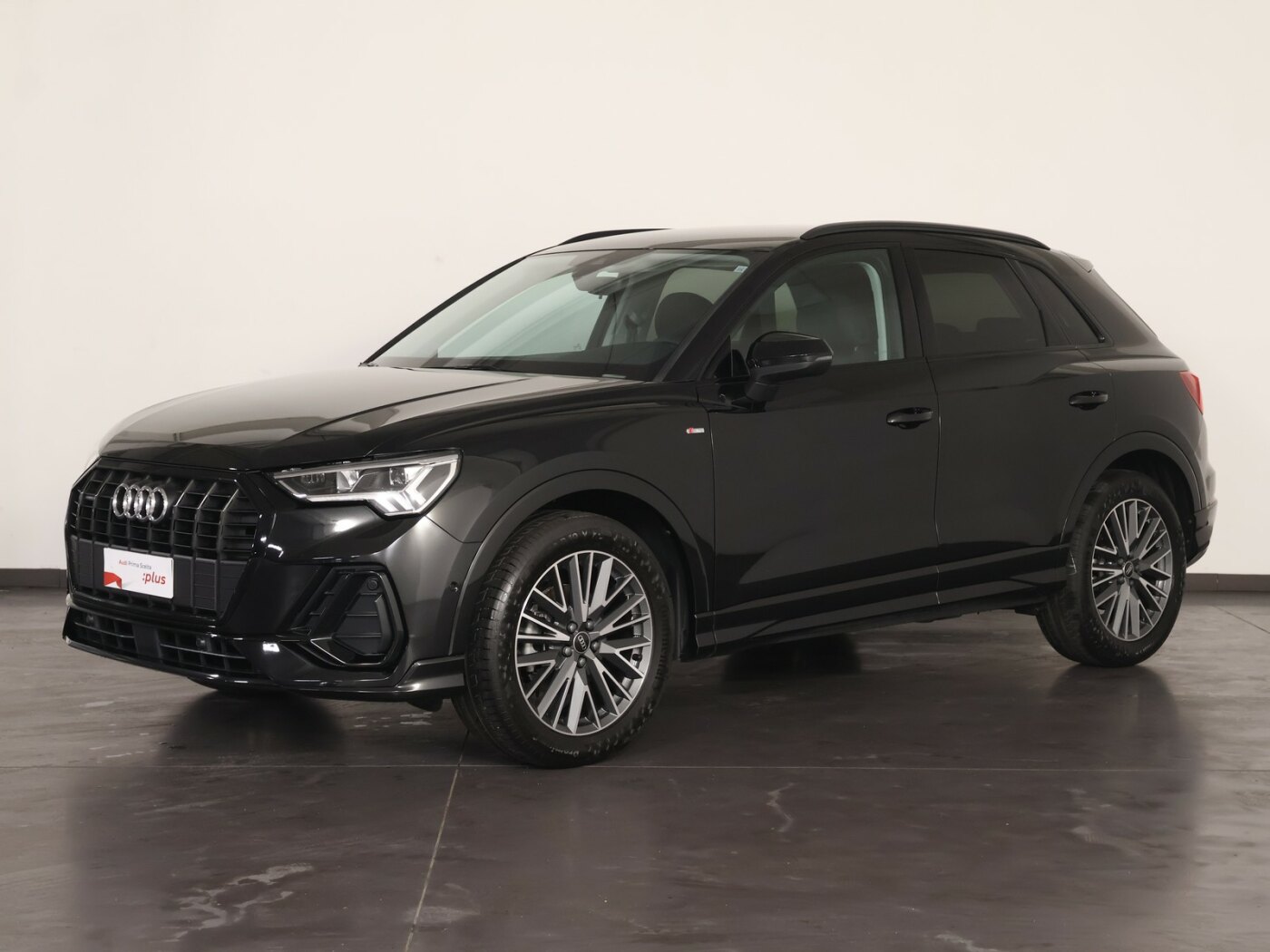 audi q3 35 2.0 tdi s line edition quattro s-tronic usata