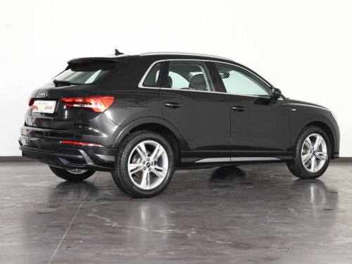 audi q3 35 2.0 tdi s line edition s-tronic usata