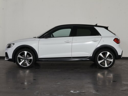 audi a1 allstreet 30 1.0 tfsi identity contrast 116cv s tronic usata