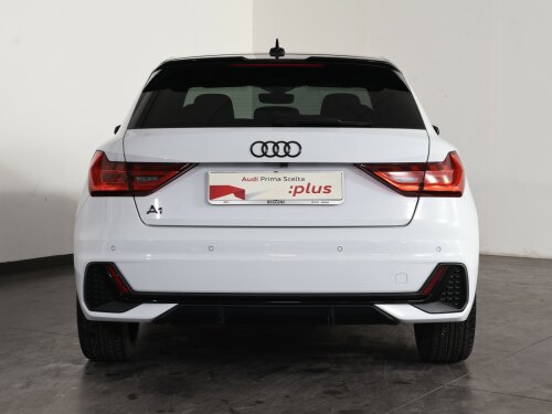 audi a1 sportback 30 1.0 tfsi identity black 110cv usata