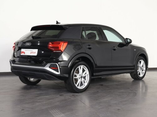audi q2 35 1.5 tfsi s line edition s-tronic usata