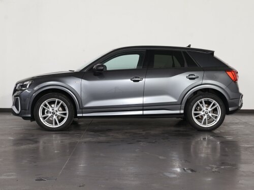audi q2 35 1.5 tfsi s line edition s-tronic usata