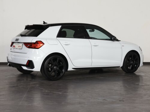 audi a1 sportback 30 1.0 tfsi identity black 110cv usata